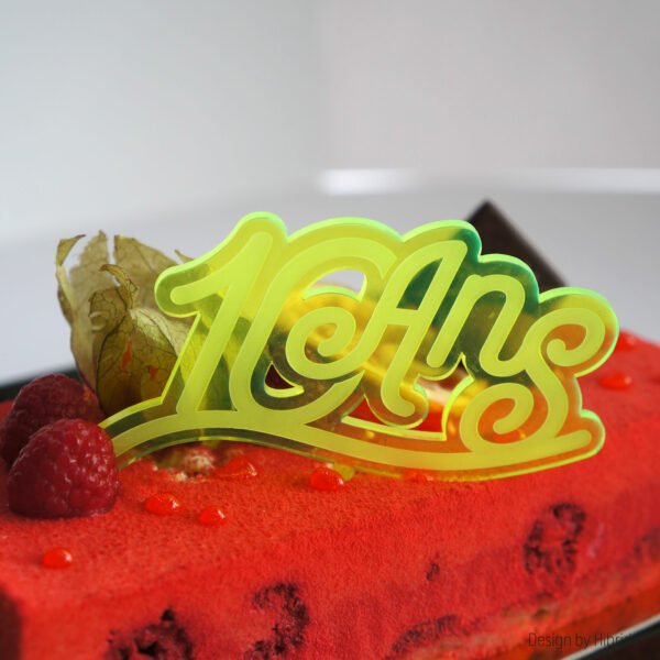 Cake topper anniversaire pour fêter vos décénnies