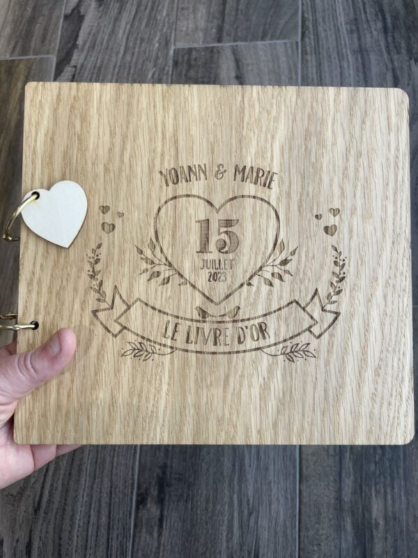 livre d'or en bois personnalisé pour mariage ou évènements