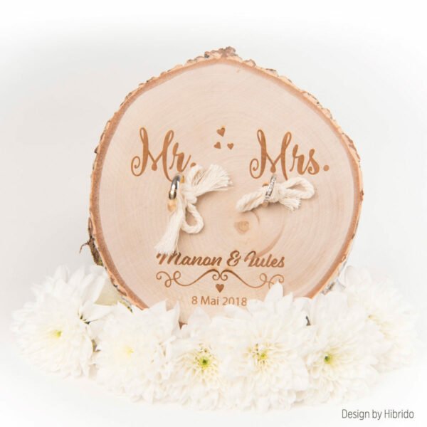Rondin Porte alliances personnalisé en bois, Mr et Mrs