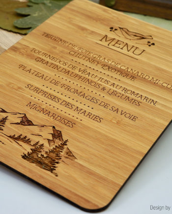 Menu gravé sur bois
