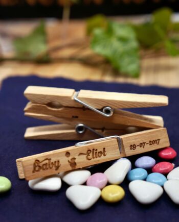 Pinces à linge gravées