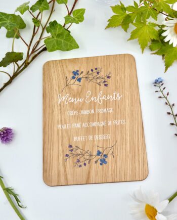 menu en bois fleurs bleues