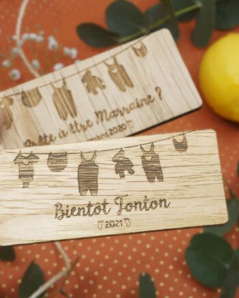 magnet en bois Bientôt tonton