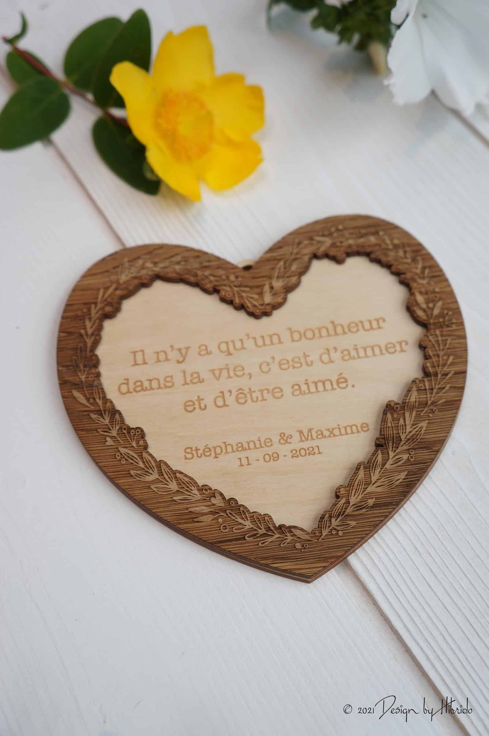 Cadre coeur en bois pour message d'amour personnalisé