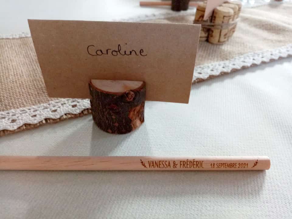 Crayon de bois personnalisé