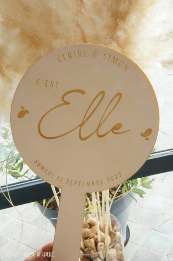 pancarte "c'est elle" pour animation de mariage.