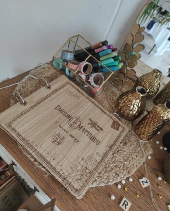 livre or bois spécial voyage